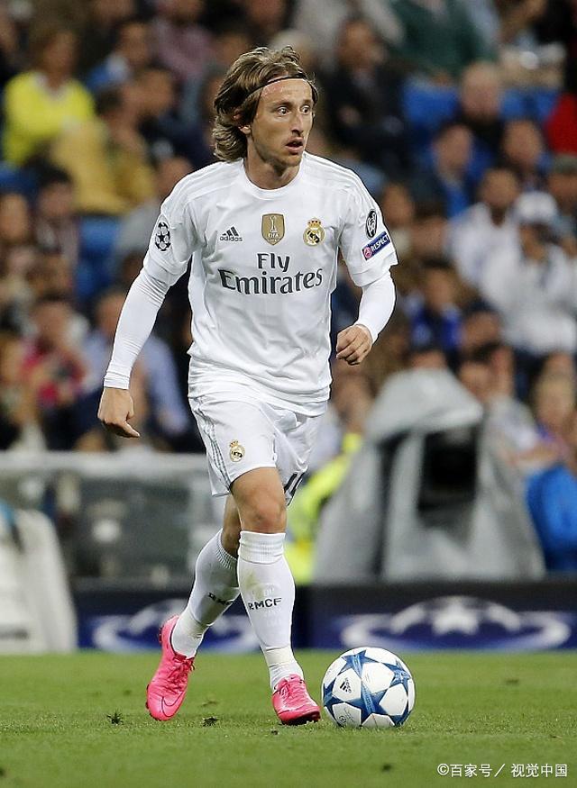 大卫拉亚在终场哨音吹响时反应