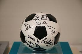 真实回顾！湖人惜败雄鹿，东契奇向联盟坦白，詹姆斯一席话令人尴尬难安